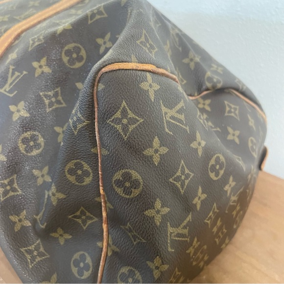 Authentic LV Louis Vuitton Monogram Keepall 50 travel duffel bag tote - Picture 10 of 15